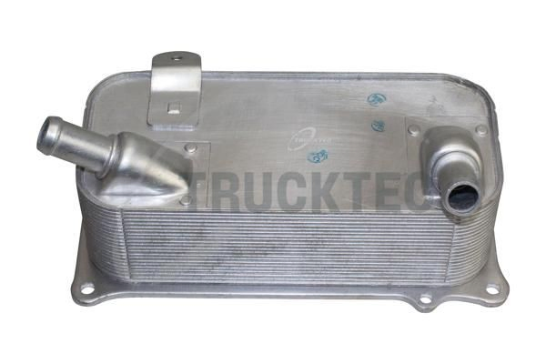 0718077 Trucktec Радіатор масляний (холодильник), під фільтром